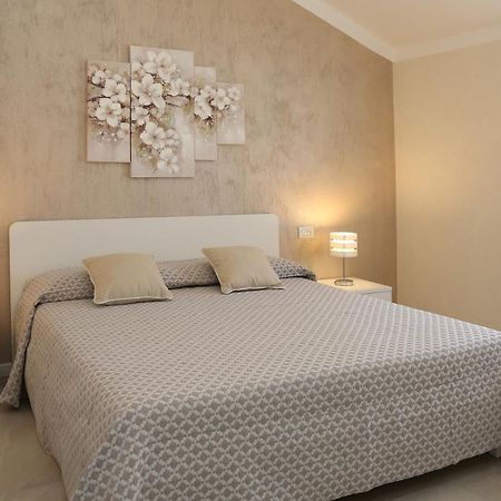 Flower Apartments บาร์โดลิโน ภายนอก รูปภาพ