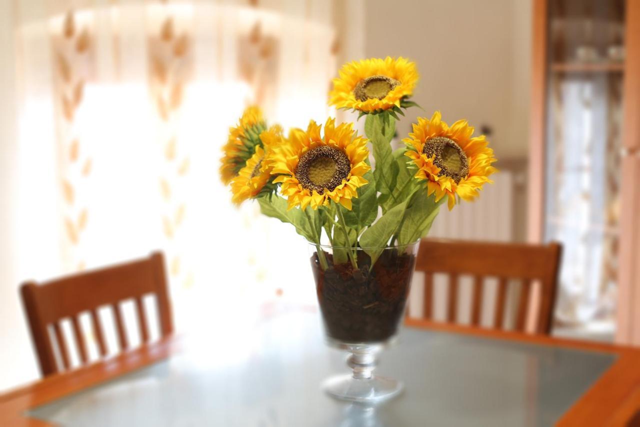 Flower Apartments บาร์โดลิโน ภายนอก รูปภาพ